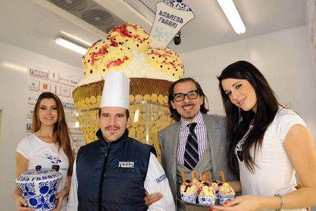 http://www.italia-ru.it/files/gelatopiugrande.jpg